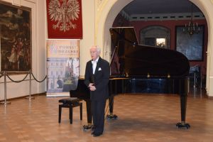 1274rd Liszt Evening - Silesian Piast Dynasty Castle in Brzeg, 9th Dec 2017<br> The performers were Alexey Komarow - piano and Juliusz Adamowski commentary. Photo by Malgorzata Stanowska.